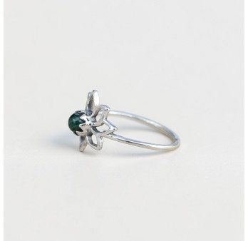 Petite bague fleur de lotus et pierre Malachite T52/56/59