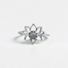 Petite bague fleur de lotus et pierre Labradorite T49/54/59