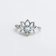 Petite bague fleur de lotus et Perle de culture T49/51/59