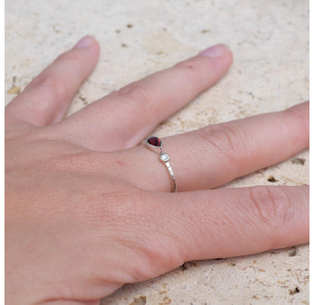 Bague fine argent goutte en Grenat et zircons T52/54/57