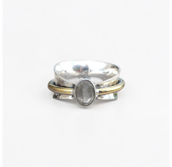 Bague argent doré et petite pierre en Labradorite