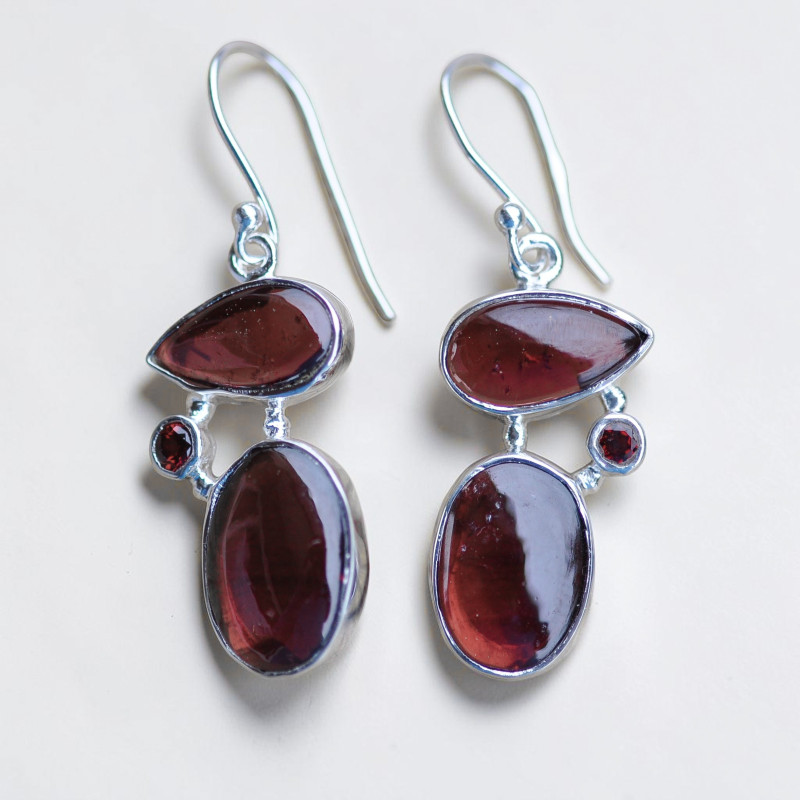 Boucles d'oreilles argent 3 pierres en grenat top qualité