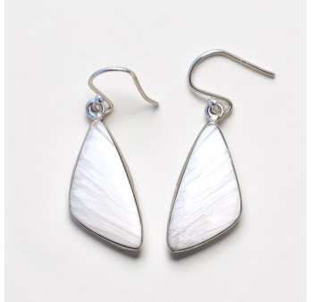 Boucles d'oreilles ovales pierre Scolecite blanche