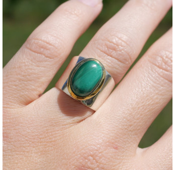 Bague large argent doré et pierre ovale Malachite T53