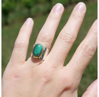 Bague large argent doré et pierre ovale Malachite T53