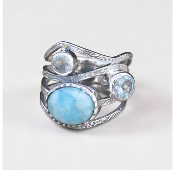 Bague 3 pierres Larimar et Topaze bleue argent martelé T52