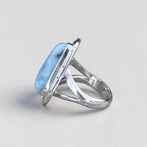 Bague en argent 925 et belle pierre en Larimar bleu T56