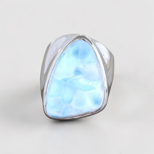 Grosse chevalière en argent et pierre triangulaire Larimar T63