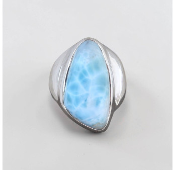 Grosse chevalière en argent et pierre triangulaire Larimar T59