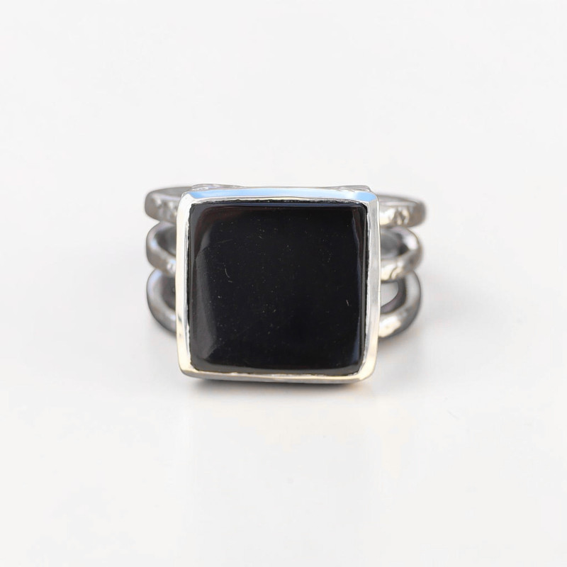 Chevalière Homme argent ajourée et pierre carrée Onyx noir (noir) T65
