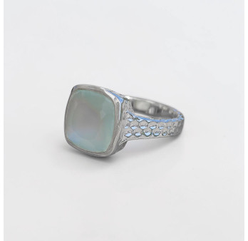 Bague en argent martelé et pierre carrée Calcédoine T59