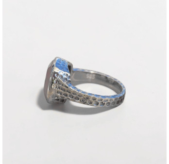 Bague en argent martelé et pierre carrée Quartz rose T57