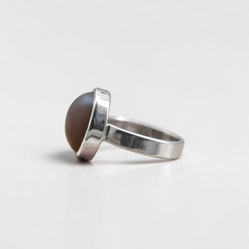 Bague ovale en Pierre de lune grise mate et argent T58