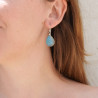 Boucles d'oreilles goutte argent strié et pierre en Calcédoine (bleu)