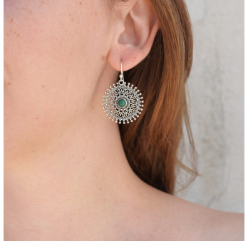 Boucles d'oreilles rondes ajourées en argent ciselé et Malachite (vert)