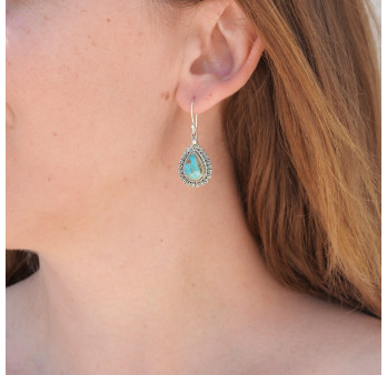 Boucles d'oreilles gouttes argent ciselé et pierre Turquoise