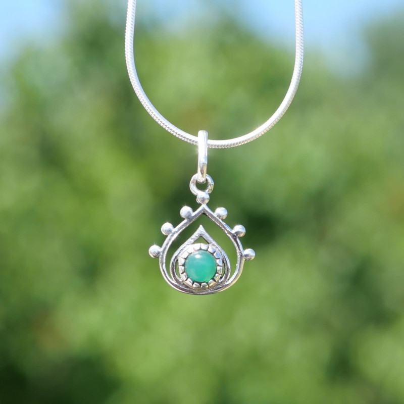 Pendentif bourgeon en argent et pierre Agate verte
