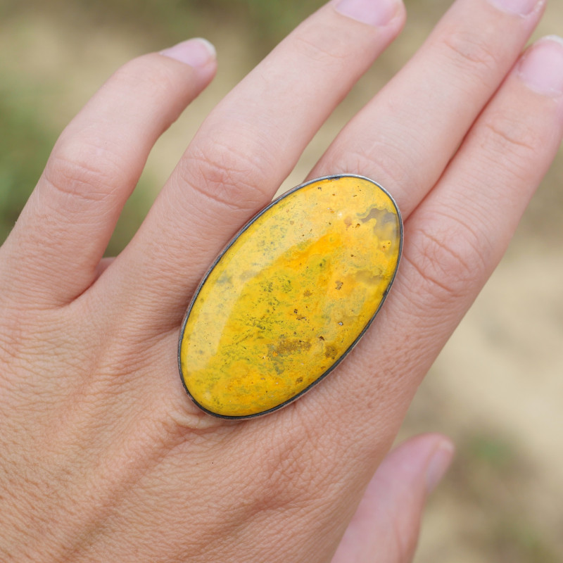 Grosse bague ovale argent et pierre Jaspe bourdon T57