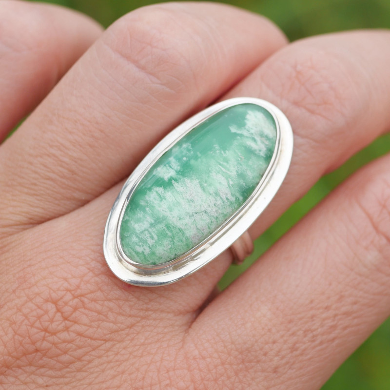 Bague argent lisse et pierre Chrysoprase oblongue T56