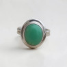Petite bague ovale en Chrysoprase et argent lisse T51