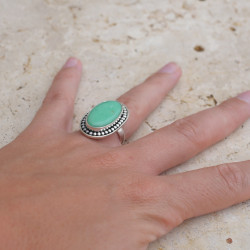 Bague ovale en argent ciselé et pierre Chrysoprase T53 réglable