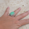 Bague ovale en argent ciselé et pierre Chrysoprase T53 réglable