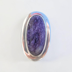 Grosse bague oblongue argent plat et pierre Charoite (violet) T54