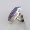 Grosse bague oblongue argent plat et pierre Charoite (violet) T54
