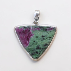 Gros pendentif triangulaire argent et Rubis sur Zoisite verte (rose) (vert)