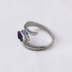 Bague argent plumes et pierre brute en Grenat T62