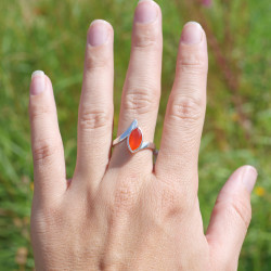 Bague asymétrique argent et pierre navette en Cornaline T61