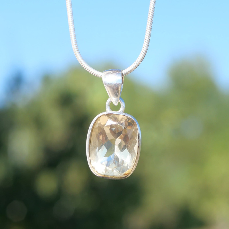 Pendentif rectangulaire haut en argent et pierre Citrine