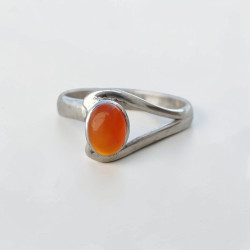 Bague fine ouverte argent et pierre ovale Cornaline T55