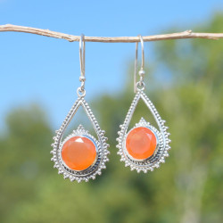 Boucles d'oreilles gouttes argent ciselé et Cornaline