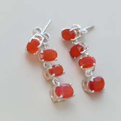 Boucles pendantes clous argent et 4 pierres facettée Cornaline