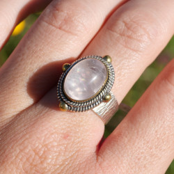 Bague argent travaillé et laiton & pierre ovale Quartz rose T56