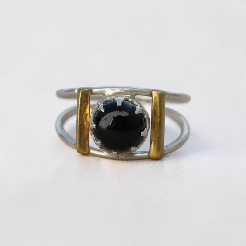 Bague Onyx noir ajourée argent et laiton T56