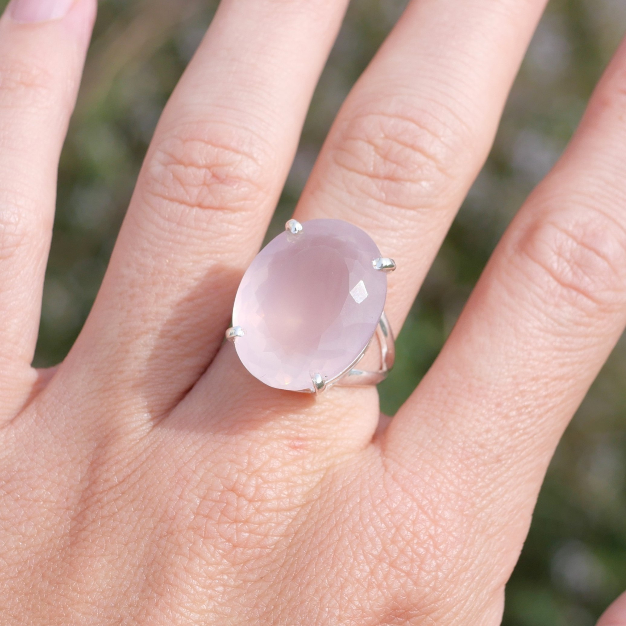 Les pierres roses : douceur, amour et harmonie
